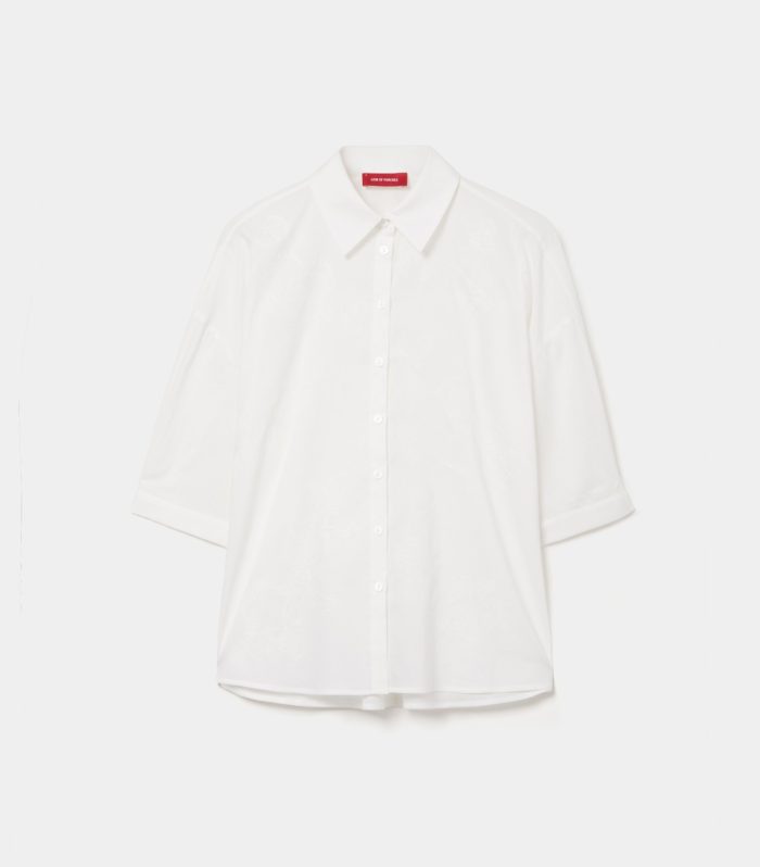 Camisa de manga curta com bordado floral