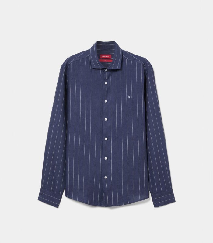 Camisa slim fit em linho às riscas