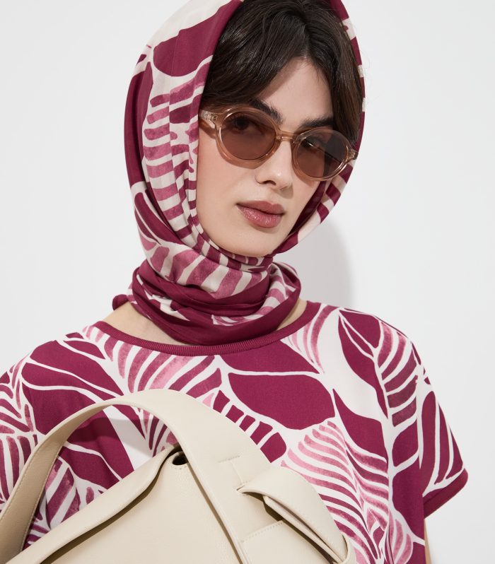 Lenço com estampado floral