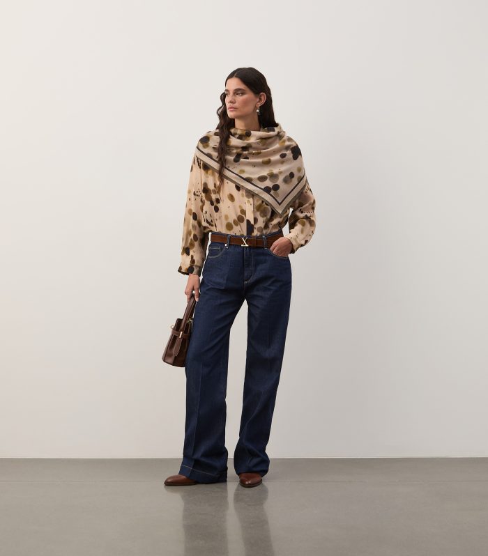 Calças denim em algodão